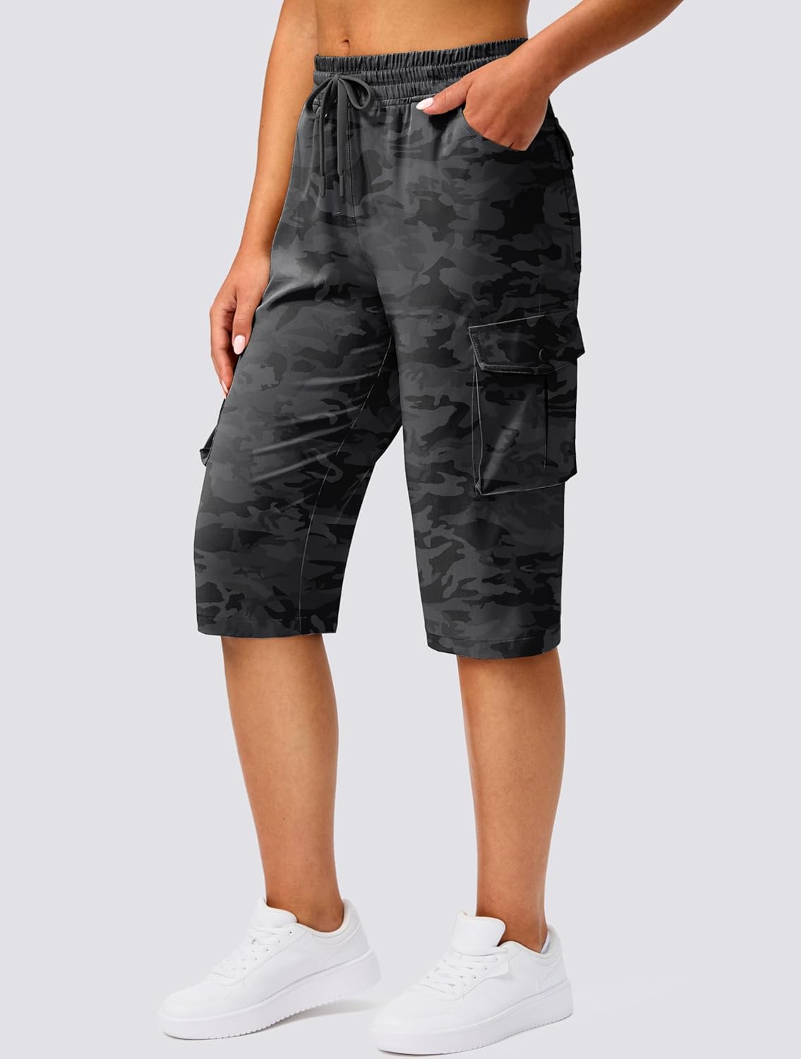Thumbnail 1 de Viodia 15" Long Shorts for Women: Lightweight Knee-Length Hiking Cargo Bermuda