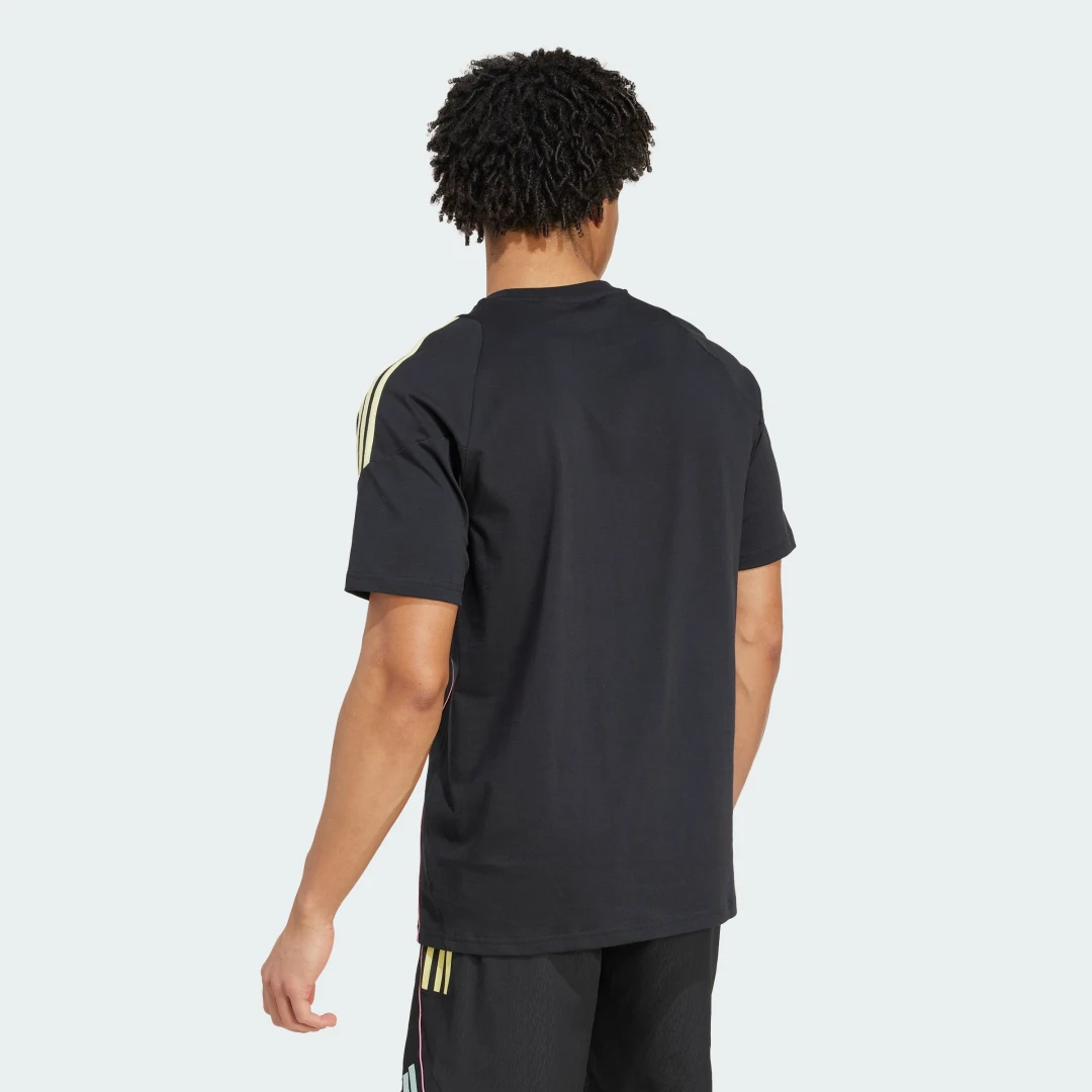 Detalle de Camiseta Juventus Tiro Cotton de Adidas – negro, cómodo algodón