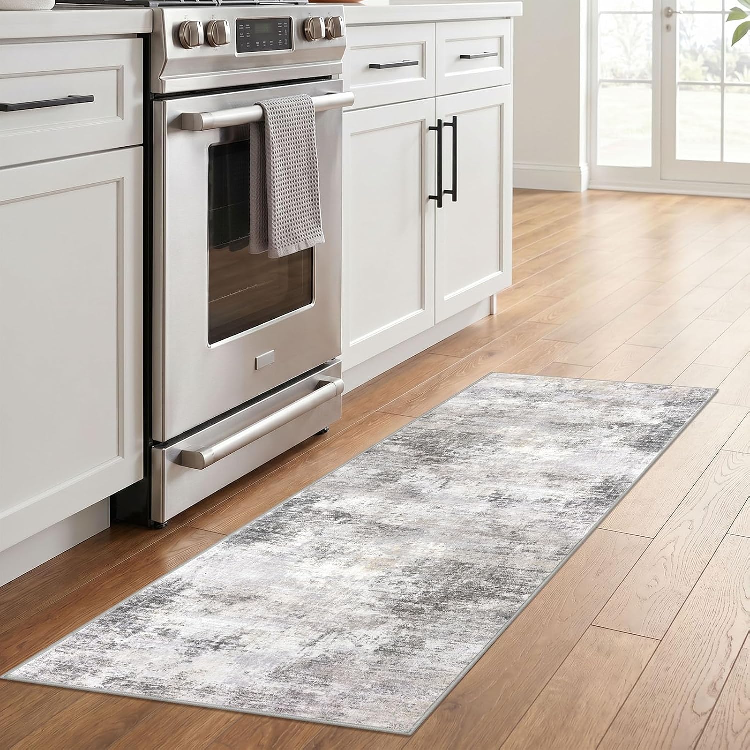 Thumbnail 1 de IOHOUZE Abstract Runner Rug 2x6 Ft washable hallway runner