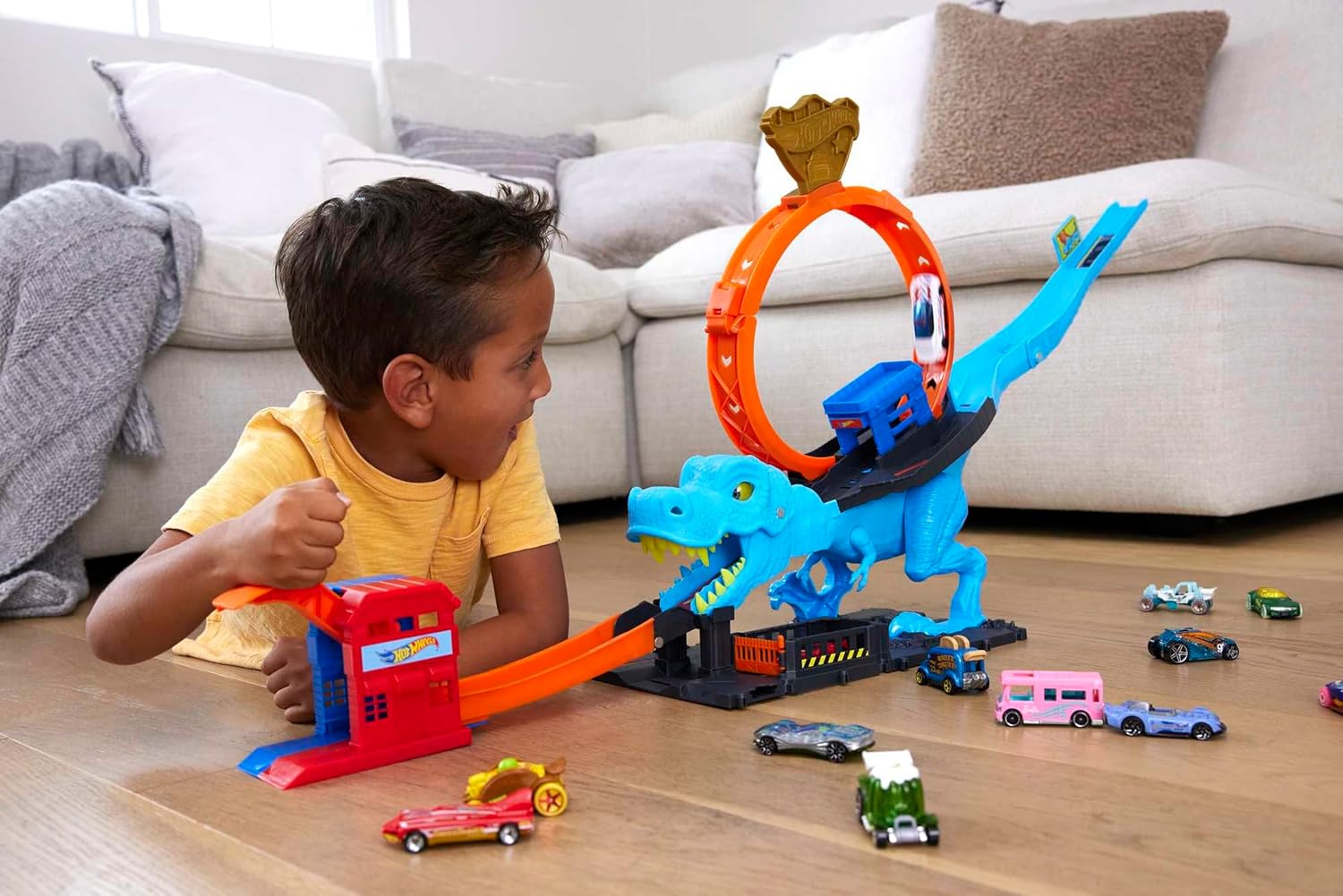 Thumbnail 1 de Hot Wheels Autorennbahn T-Rex Angriff – Geschicklichkeits- und Timing-Spielspaß mit Looping