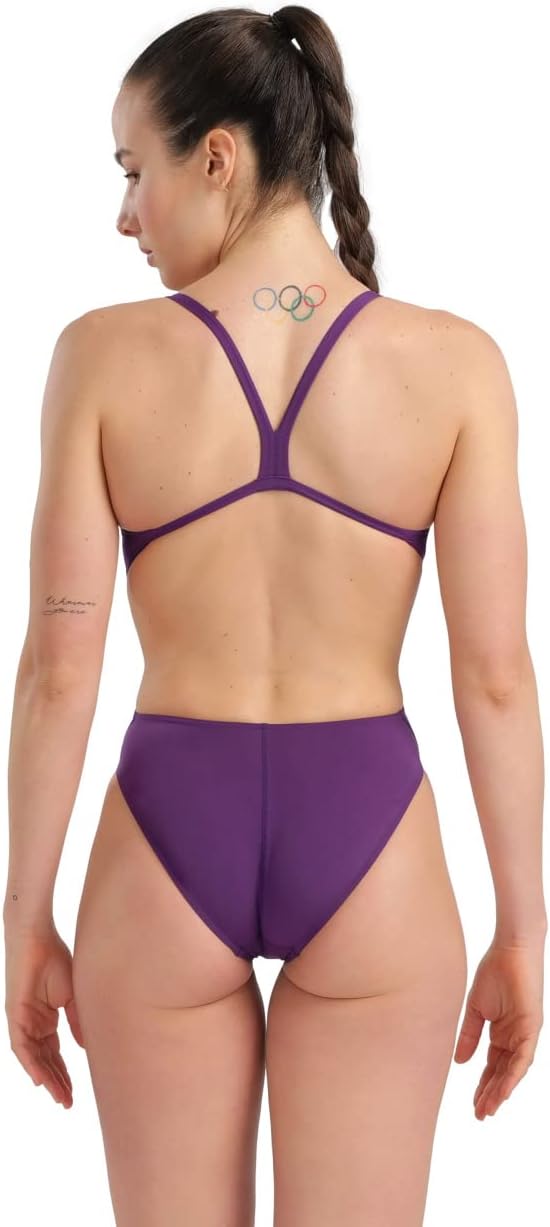 Detalle 2 de ARENA Womens Team Swim Challenge Solid Swim Suit