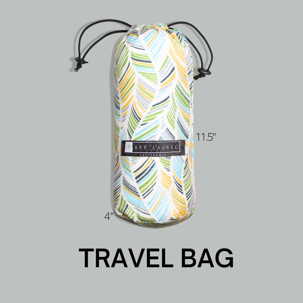 Detalle de Bay Laurel Turkish Beach Towel with Travel Bag (39 x 71) – Quick-Dry, Sand-Free, Large & Lightweight