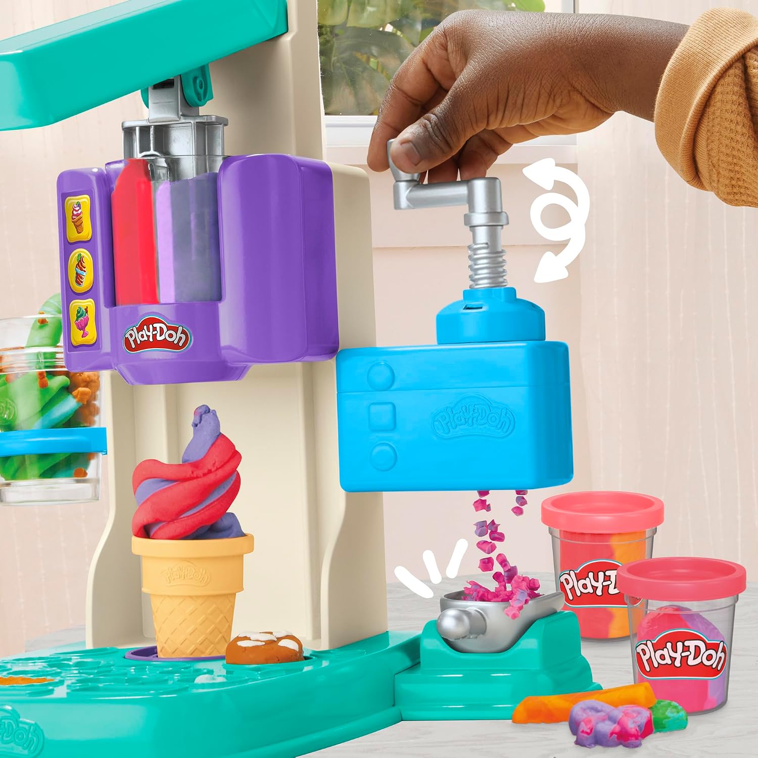 Detalle de Play-Doh Rainbow Swirl Ice Cream Playset 🍨