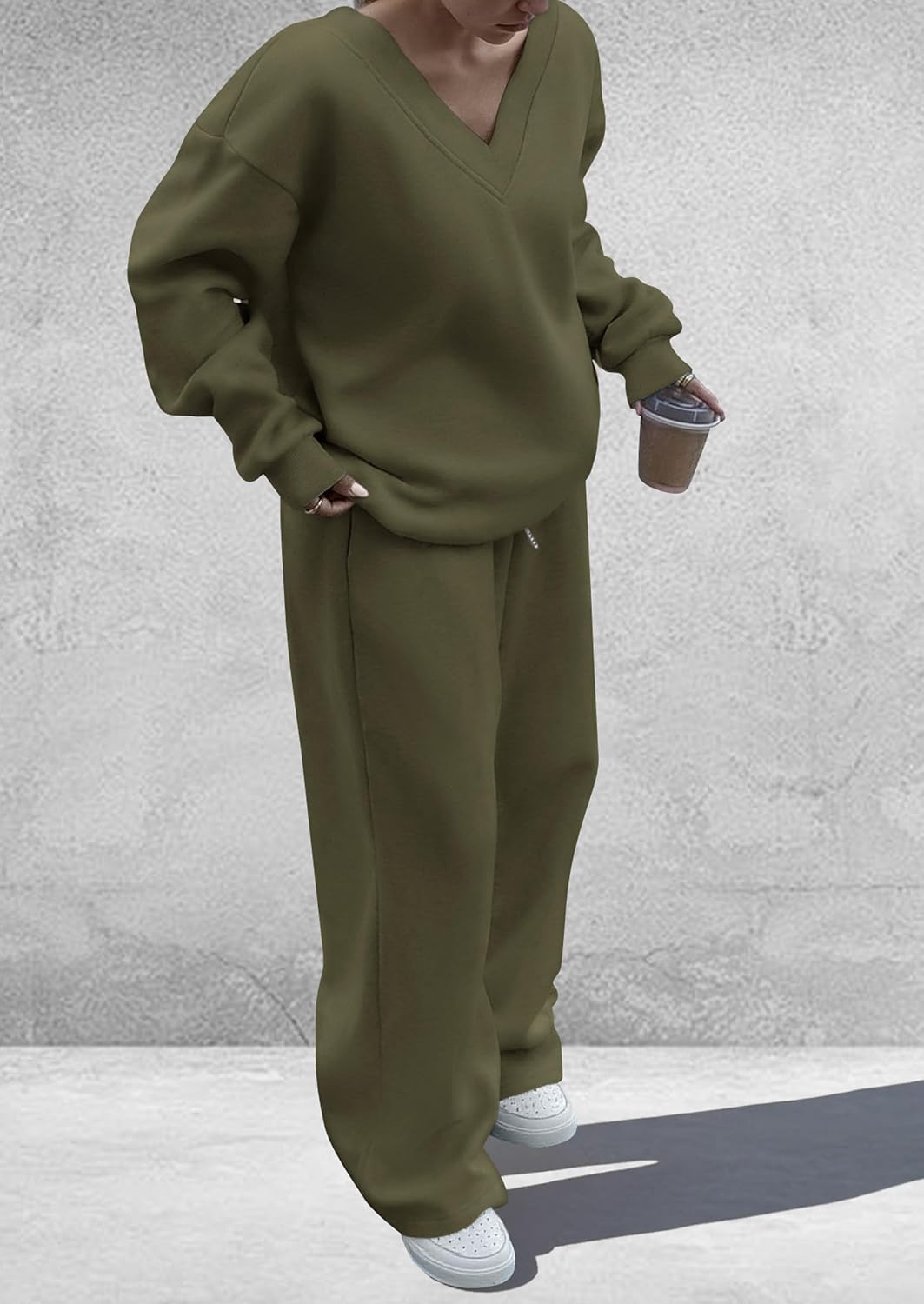 Detalle 1 de PRETTYGARDEN Women's V-Neck Sweatsuit Set