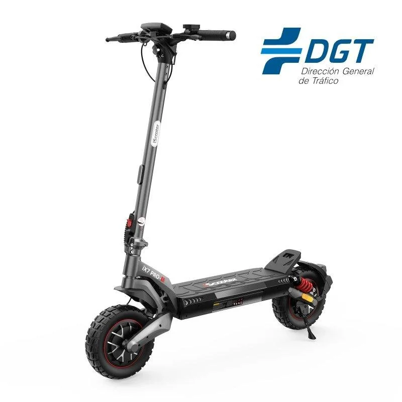 Detalle de iScooter iX7 Pro: patinete eléctrico con doble motor 1000 W y 50 km de autonomía