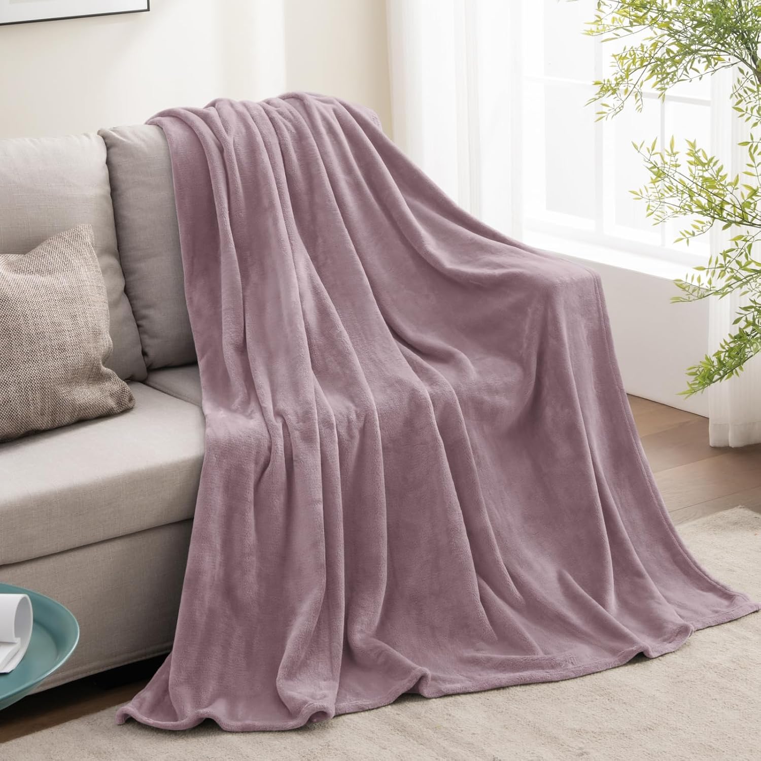 Detalle 2 de BEDELITE Fleece Throw Blanket 50" x 60