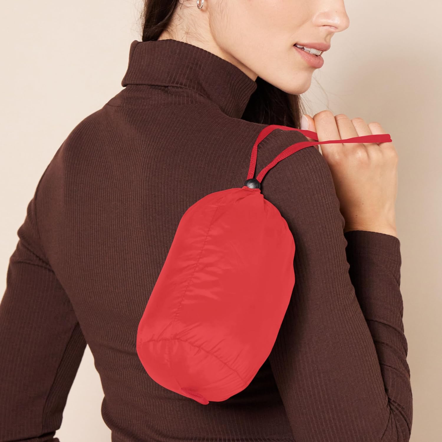 Detalle 1 de Amazon Essentials Packable Puffer Jacket