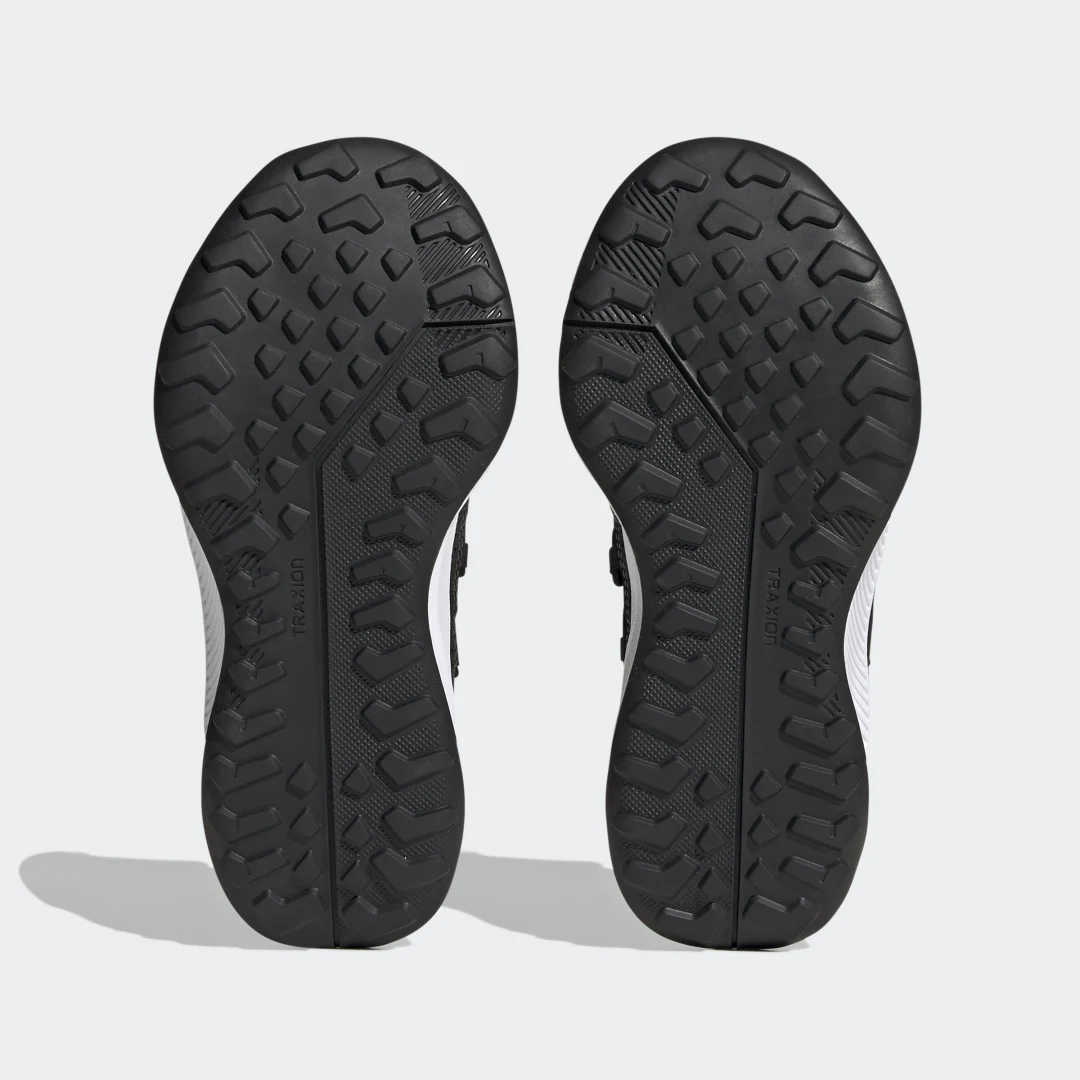 Detalle de Zapatilla Terrex Voyager 21 HEAT.RDY Travel de Adidas: comodidad para viajar en negro