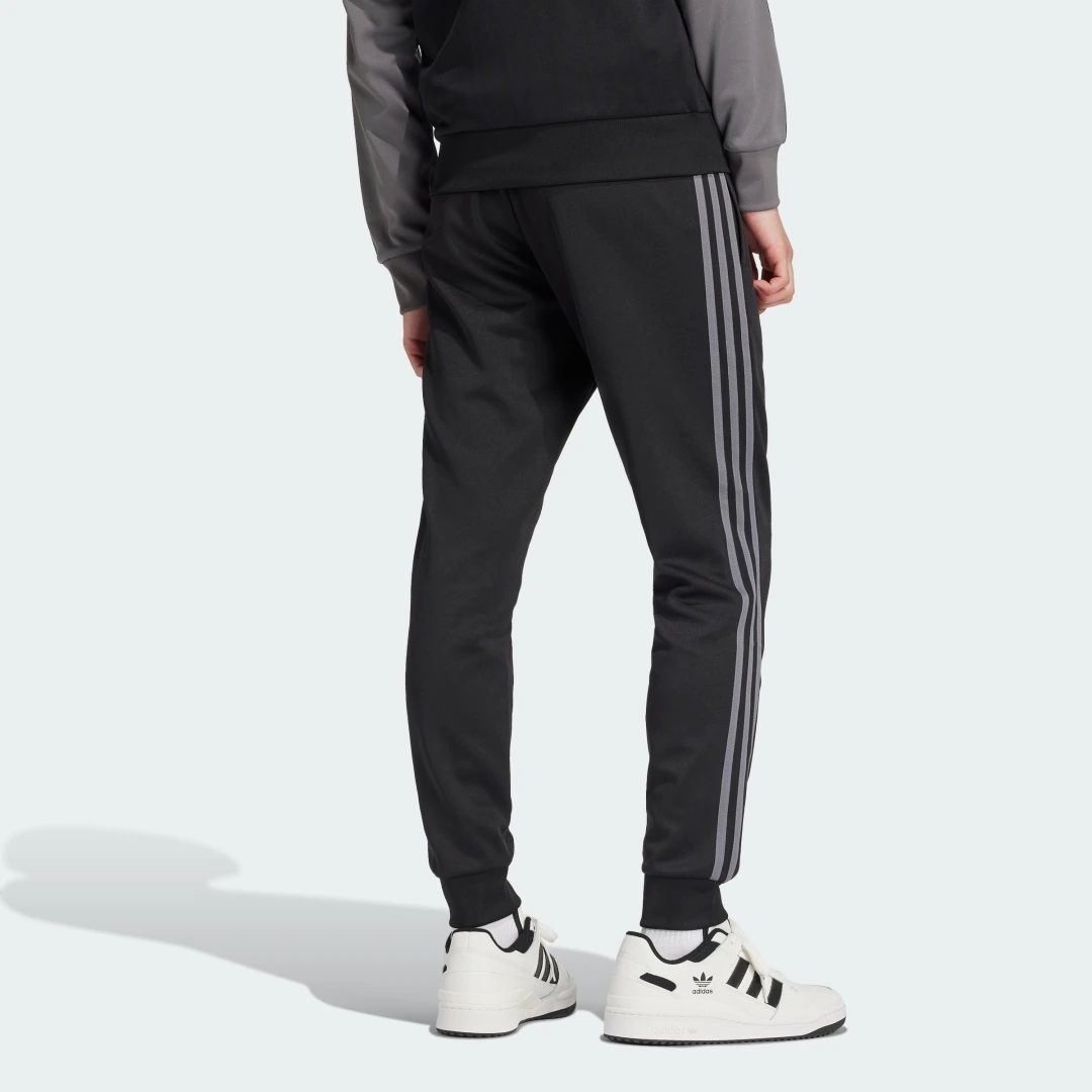 Thumbnail 1 de Pantalón SST Adicolor Classics de Adidas — negro, comodidad y estilo atemporal