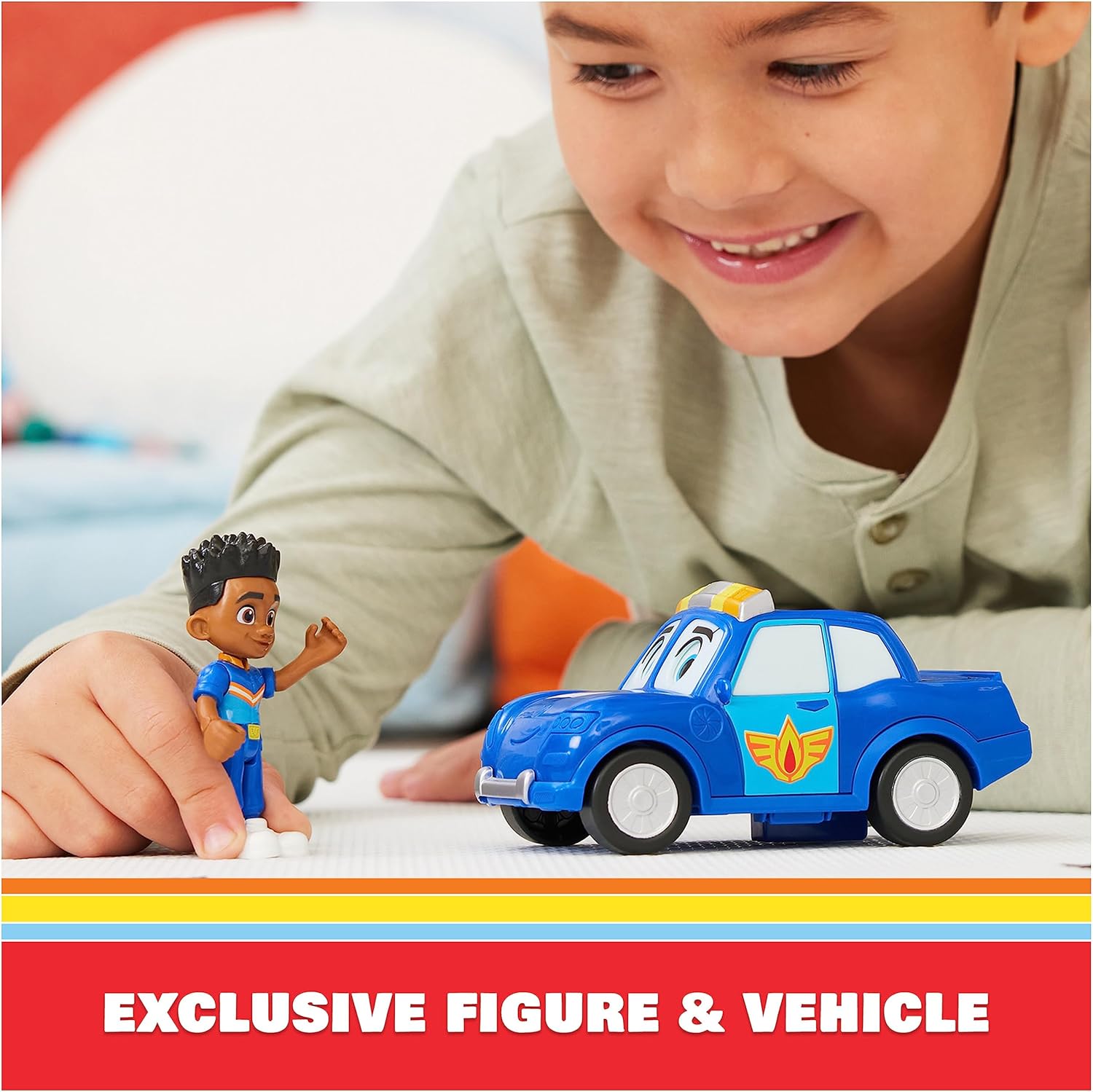 Detalle de Disney Junior Firebuds: Jayden and Piston Action Figure & Police Car Toy