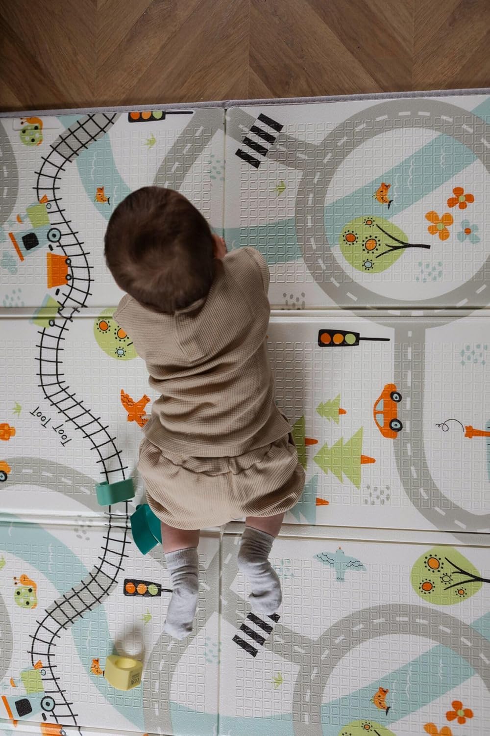 Thumbnail 3 de Nuby Foldable Reversible Play Mat - Easy Clean, Waterproof, from Birth (147 x 195 cm) Road