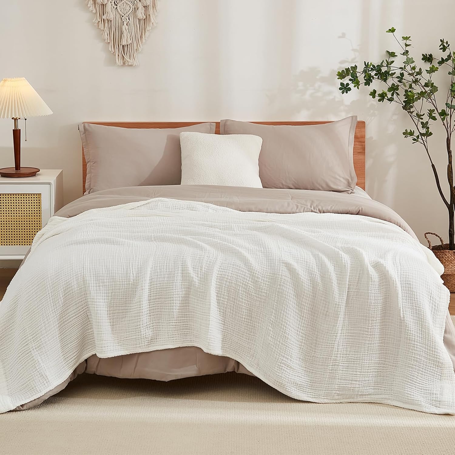 Detalle de EMME Cotton Muslin Queen Blanket Bed Layering Coverlet