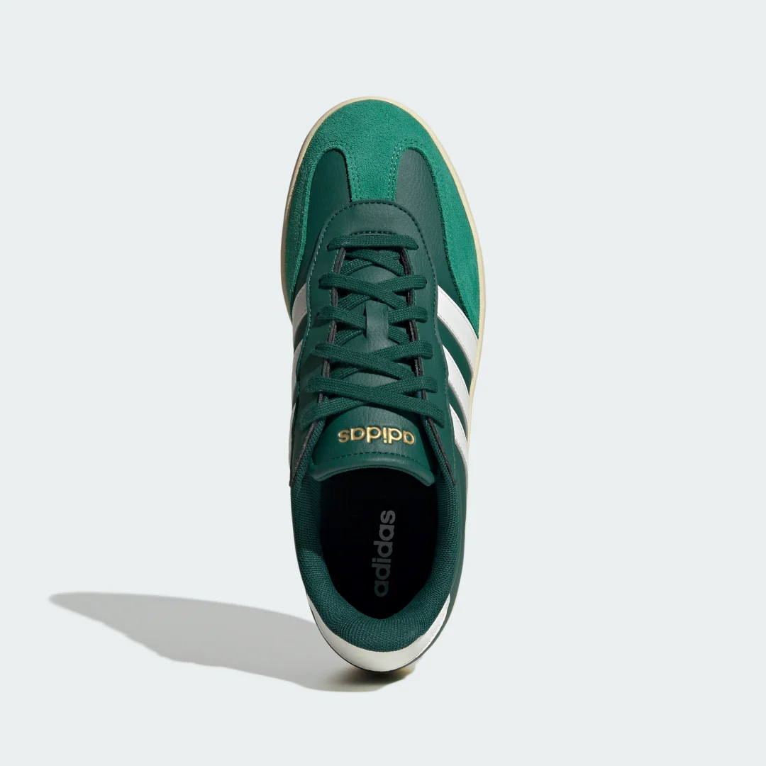 Detalle 2 de Zapatilla Barreda de Adidas: verde, cómoda y lista para caminar tu día