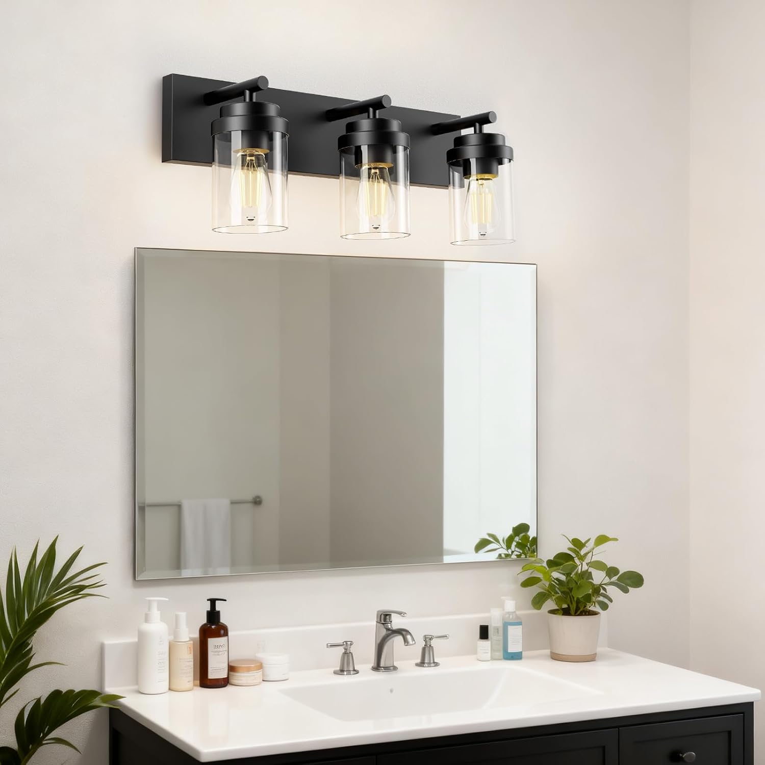 Detalle de IZORRO HL101-3T-CL 3-Light Bathroom Vanity Light, Matte Black, Clear Glass