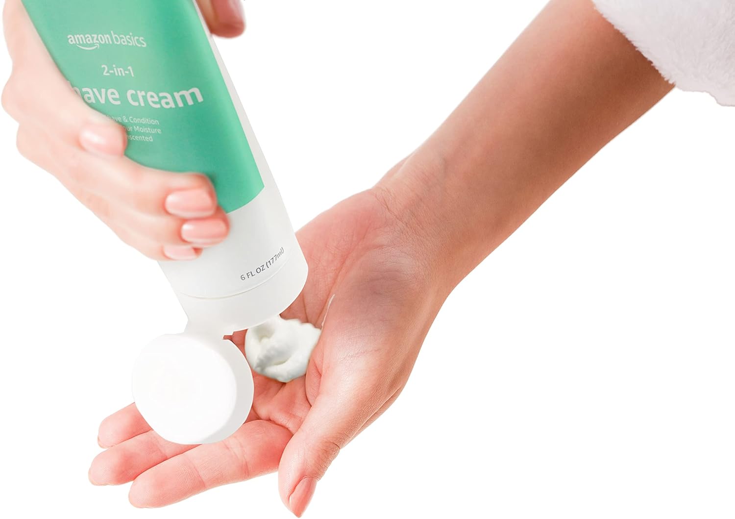Detalle 2 de Amazon Basics 2-In-1 Moisturizing Shave Cream (Non-Foaming, Fragrance Free) — Sensitive Skin, Shea Butter & Aloe, 2-Pack