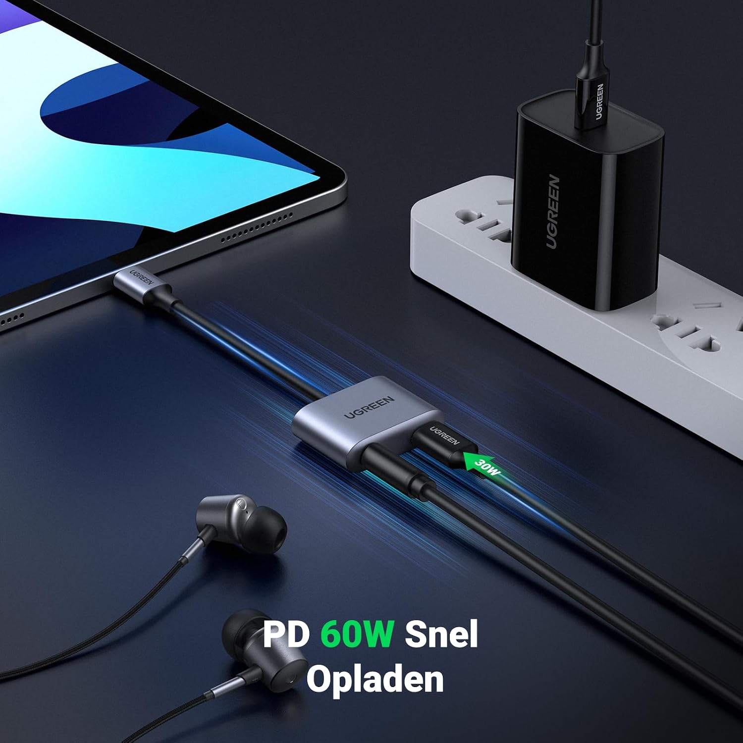 Detalle de UGREEN USB-C-naar-3,5mm-jackadapter met laadpoort en microfoonondersteuning
