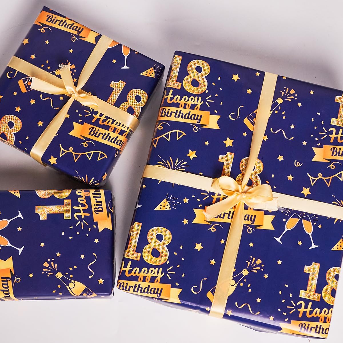 Detalle de 18th Birthday Wrapping Paper Set with Tags, Ribbons and 6 Sheets – Blue & Gold