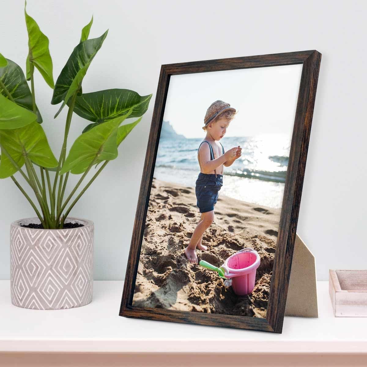 Thumbnail 1 de PHOTOLINI A4 Bilderrahmen aus MDF/Eiche dunkel (21x30 cm, Acrylglas) zum Aufhängen oder Aufstellen