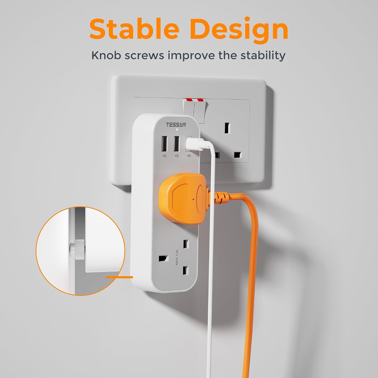 Detalle 2 de TESSAN 13A double plug adapter with 3 USB