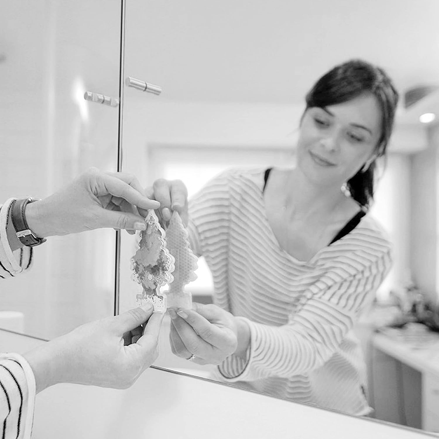 Thumbnail 3 de Little Trees Air Freshener Tree MTR0046 Cotton Candy – car, home, boat and caravan hanging freshener (single pack)