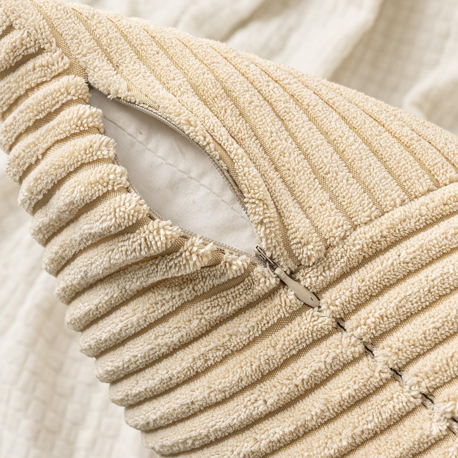 Detalle 1 de MIULEE Fundas de Almohada Decorativas de Pana Beige