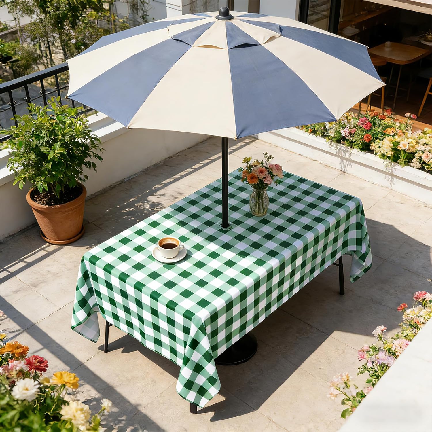 Thumbnail 5 de 3E Home Green Gingham Outdoor Tablecloth with Parasol Hole (70 x 52 inches) – spillproof zip cover