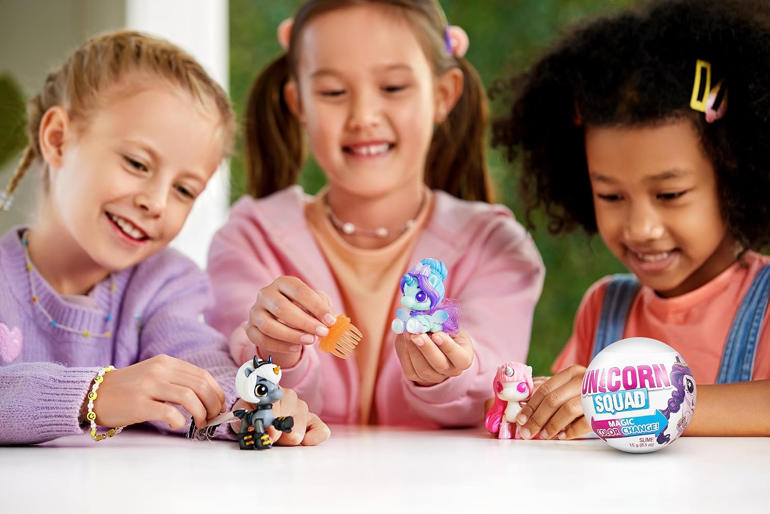 Thumbnail 4 de 5 Surprise Unicorn Squad Magic Color Change Series 7 Einhorn mit Zubehör & Flügel (2er-Pack) – Farbwechsel-Spielzeug