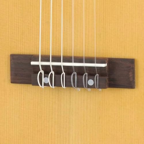 Detalle de Yamaha GL1 Guitalele: chitarra‑ukulele in legno, 6 corde nylon/acciaio, scala 17'' con custodia inclusa