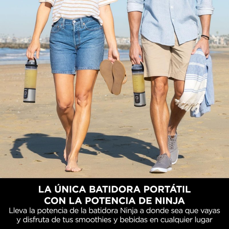 Detalle de Licuadora Ninja Blast portátil 530 ml (negra): potencia y movilidad para smoothies donde quieras