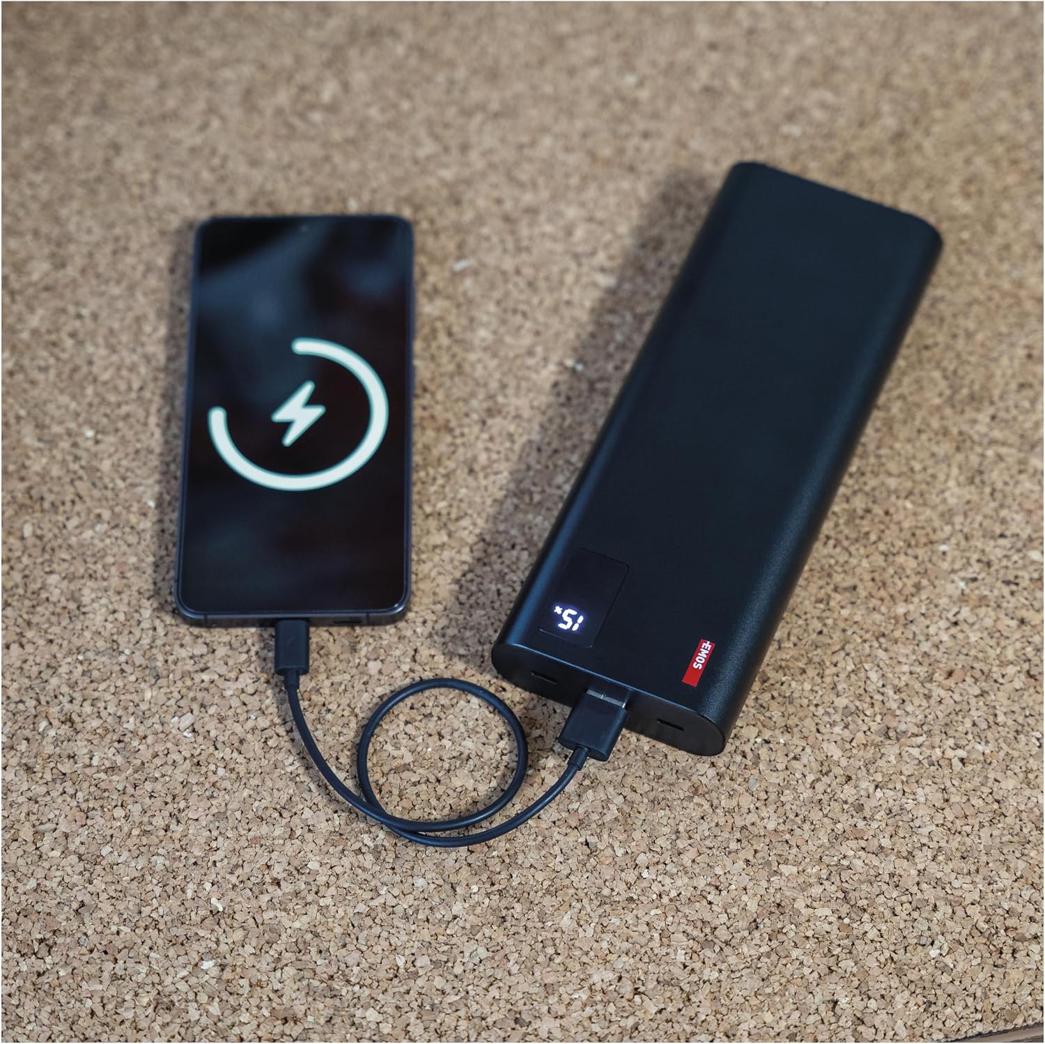 Detalle 2 de EMOS NTBF30 – powerbank 27 000 mAh, USB-C PD 100 W i ładowanie przelotowe