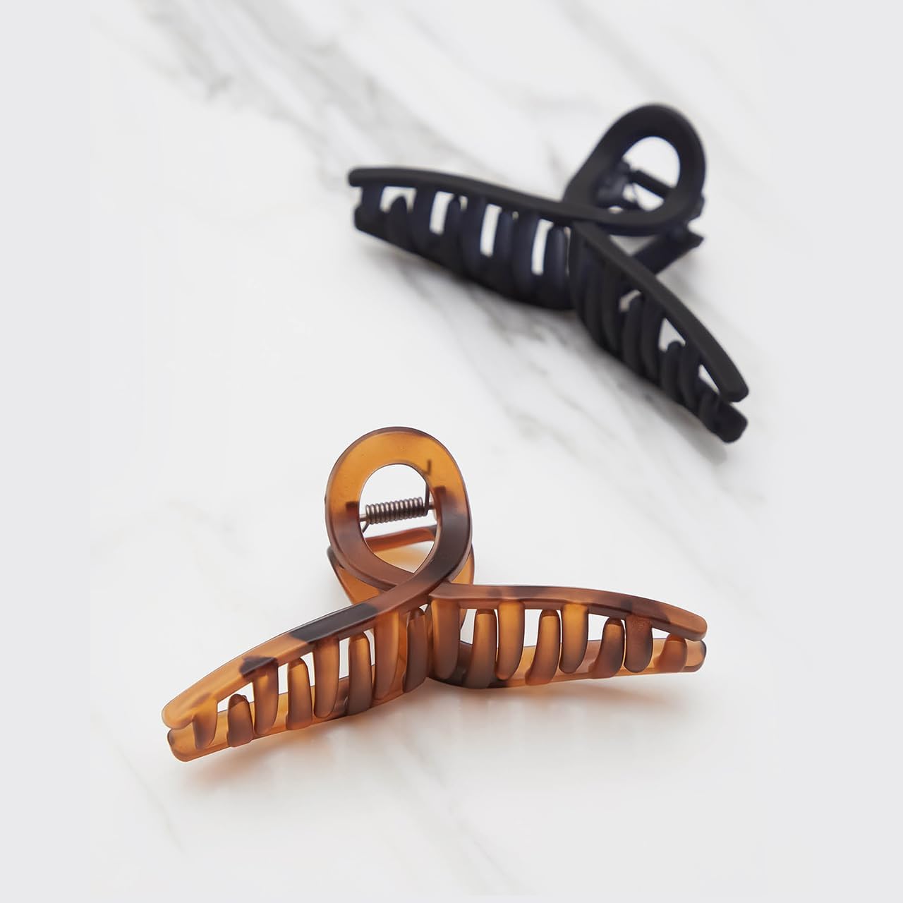 Thumbnail 5 de Kitsch Large Hair Claw Clips, Tortoise & Black, 2-Piece Matte Set