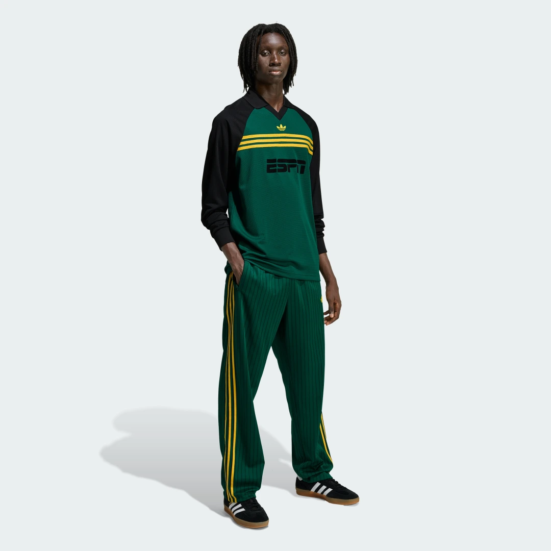 Detalle de Pantalón Firebird Loose Pinstripes de Adidas — verde