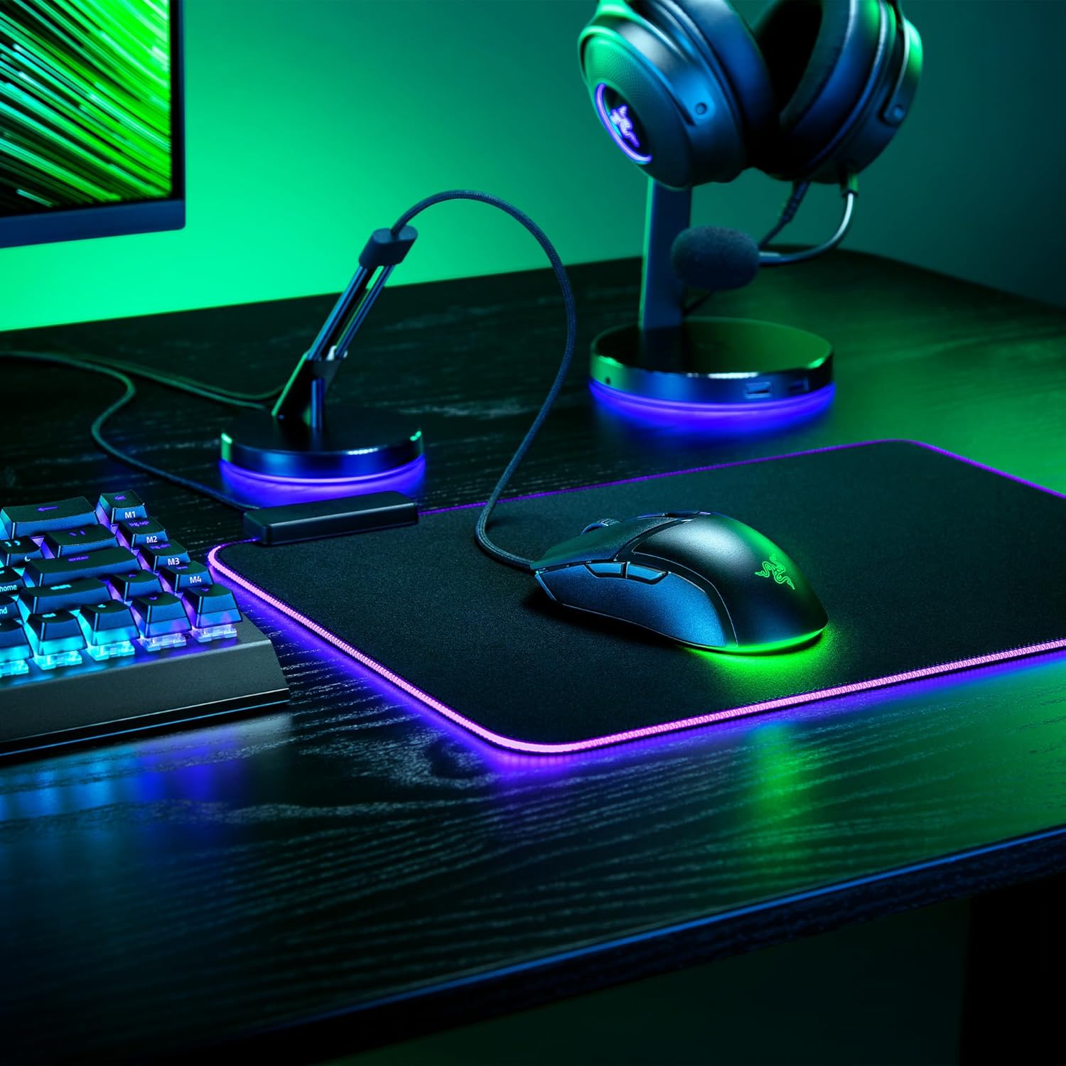 Thumbnail 1 de Razer Cobra – leichte kabelgebundene Gaming-Maus mit Chroma RGB (ca. 57–58 g, optische Switches Gen-3)