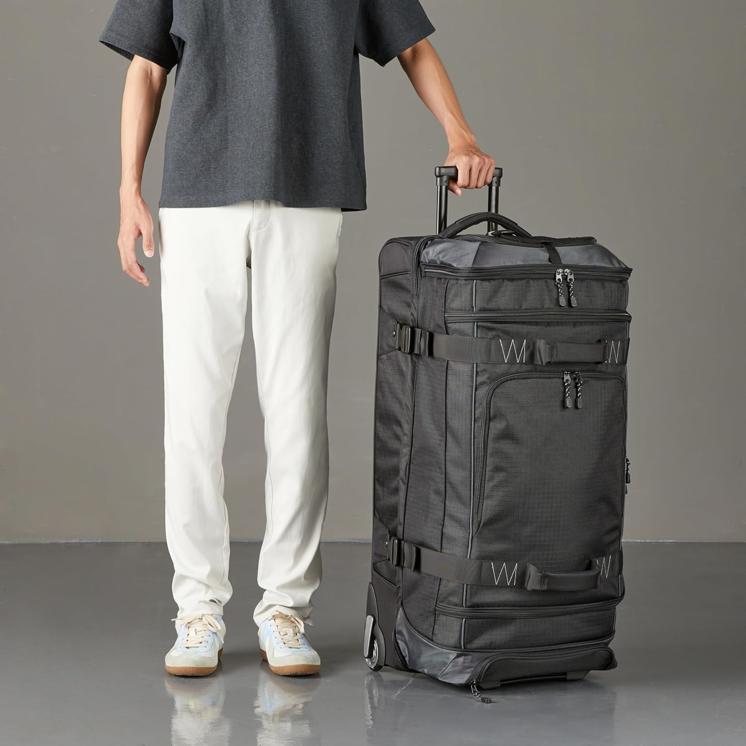 Thumbnail 4 de Amazon Basics Bolsa de Viaje con Ruedas 🧳 Grande 89cm, Durable y Ligera