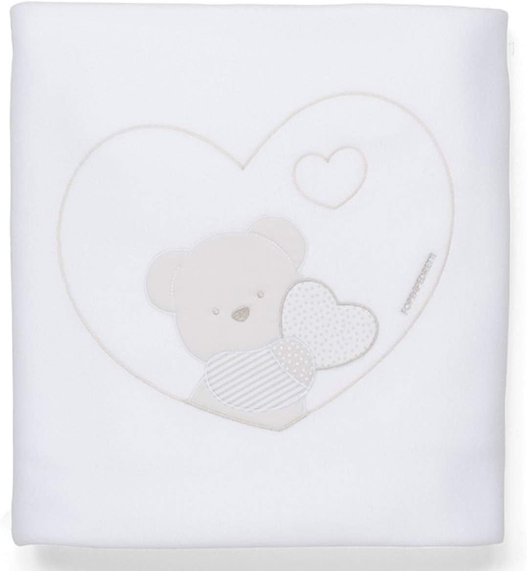 Detalle de Copertina Pile My Little Love di Foppapedretti – 40x26x7,5 cm, ricamata, bianco