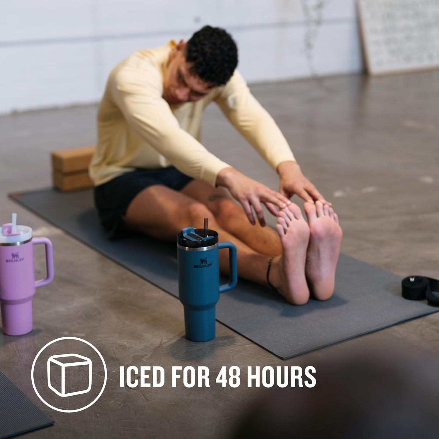 Thumbnail 1 de Stanley Quencher H2.0 FlowState Tumbler 1.2L 🧊 Termo Frío 48h