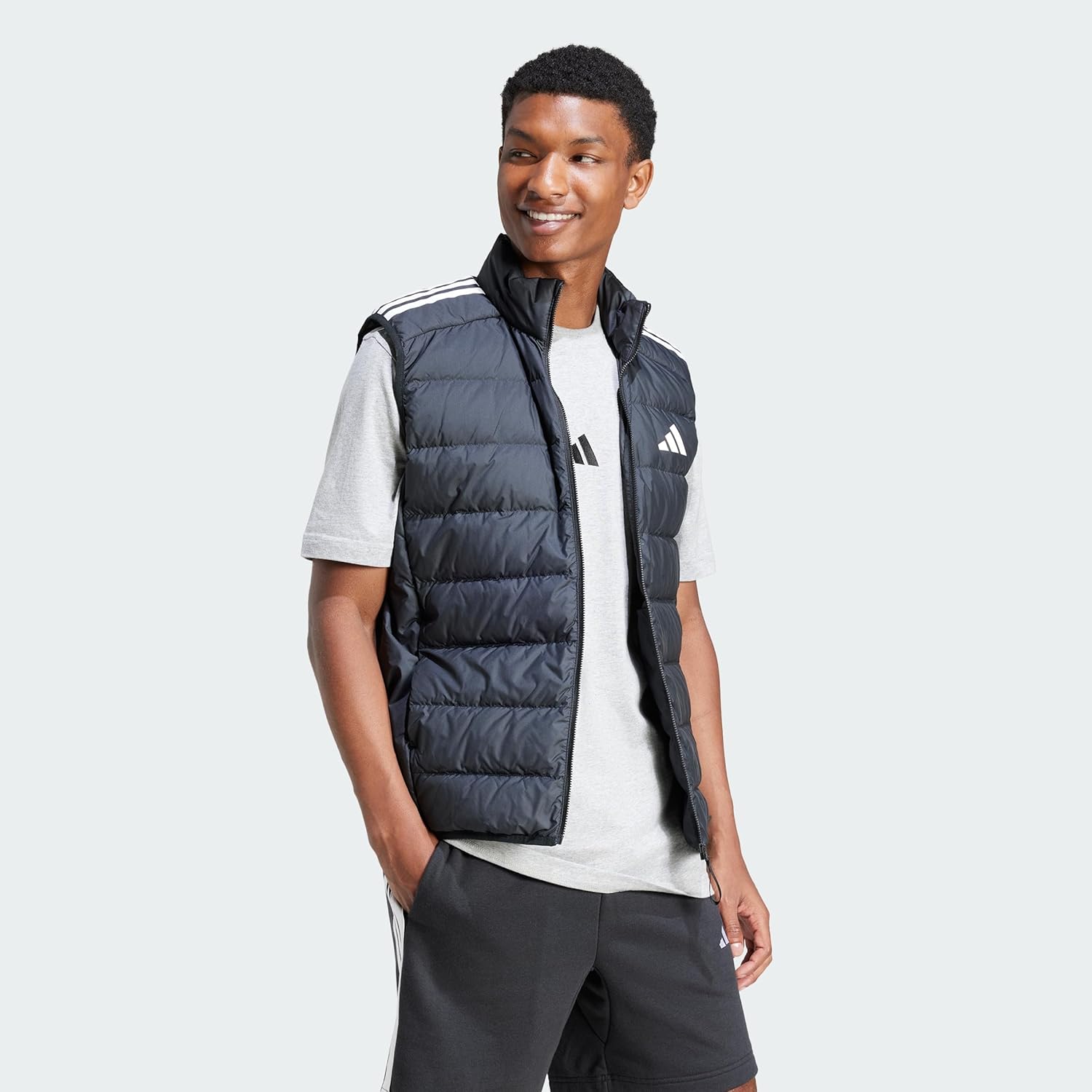 Thumbnail 2 de Adidas Herren Essential Three Stripes Single Jersey Tee – Vielseitiges Basic-Shirt