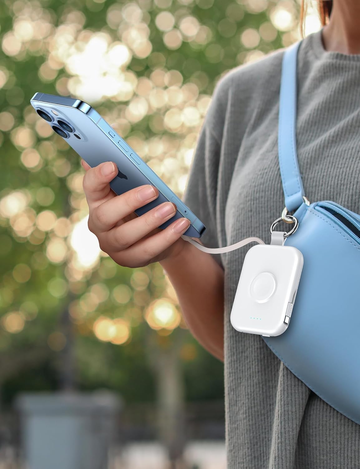 Thumbnail 3 de RORRY 5000mAh Portable Charger with Built-in Cables — Travel Keychain Power Bank for iPhone and Apple Watch