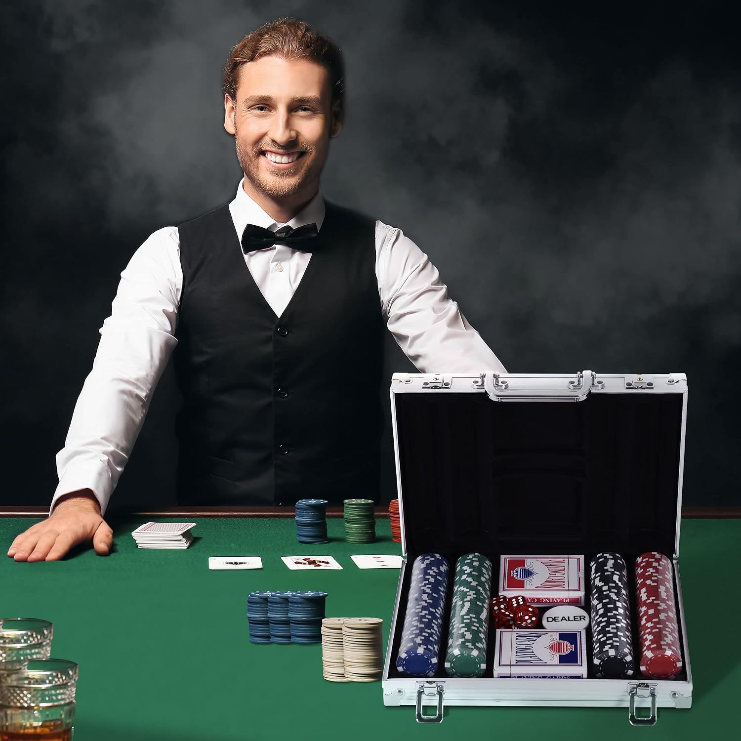 Detalle 2 de HOMCOM Maletín de Poker de Aluminio 200 Fichas