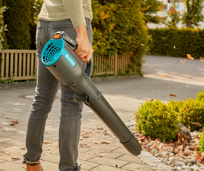 Detalle 2 de Gardena PowerJet 18V P4A Solo Laubbläser 7,9 m³/min