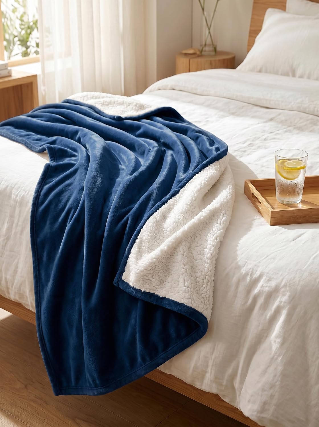 Detalle 1 de Utopia Bedding UB785 Reversible Sherpa Blanket, King, Navy, 90 x 102 in