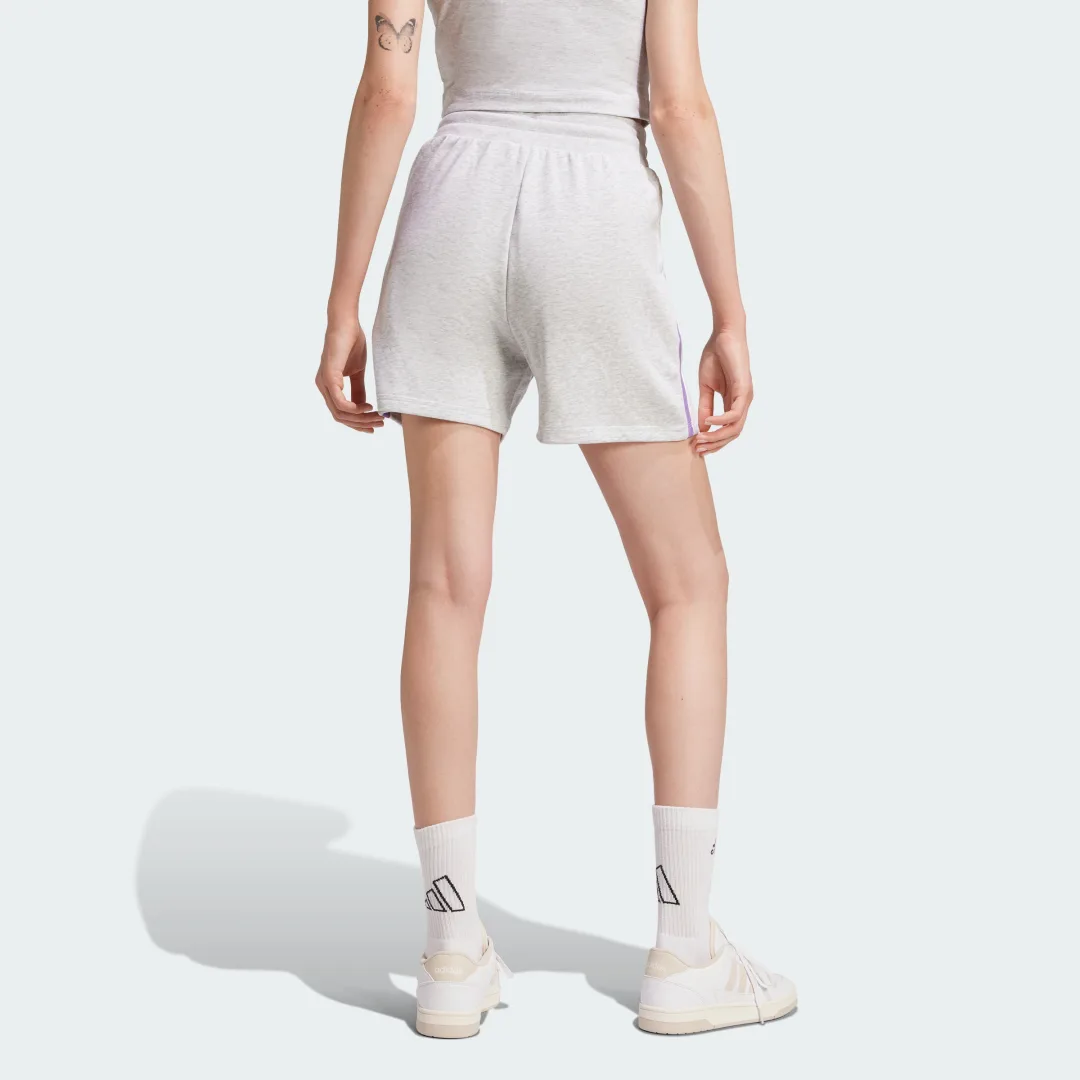 Detalle 2 de Pantalón corto Essentials Color Pop French Terry de Adidas – Gris