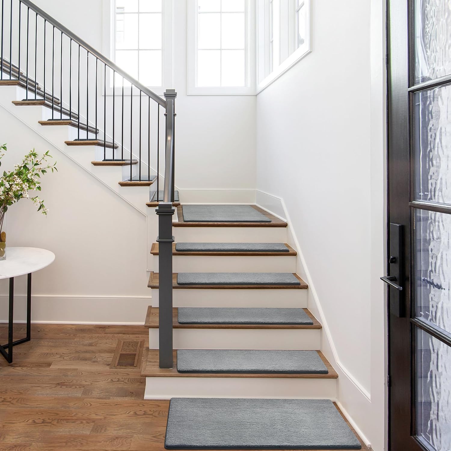 Thumbnail 1 de PURE ERA Carpet Stair Treads 8 x 30 Inch