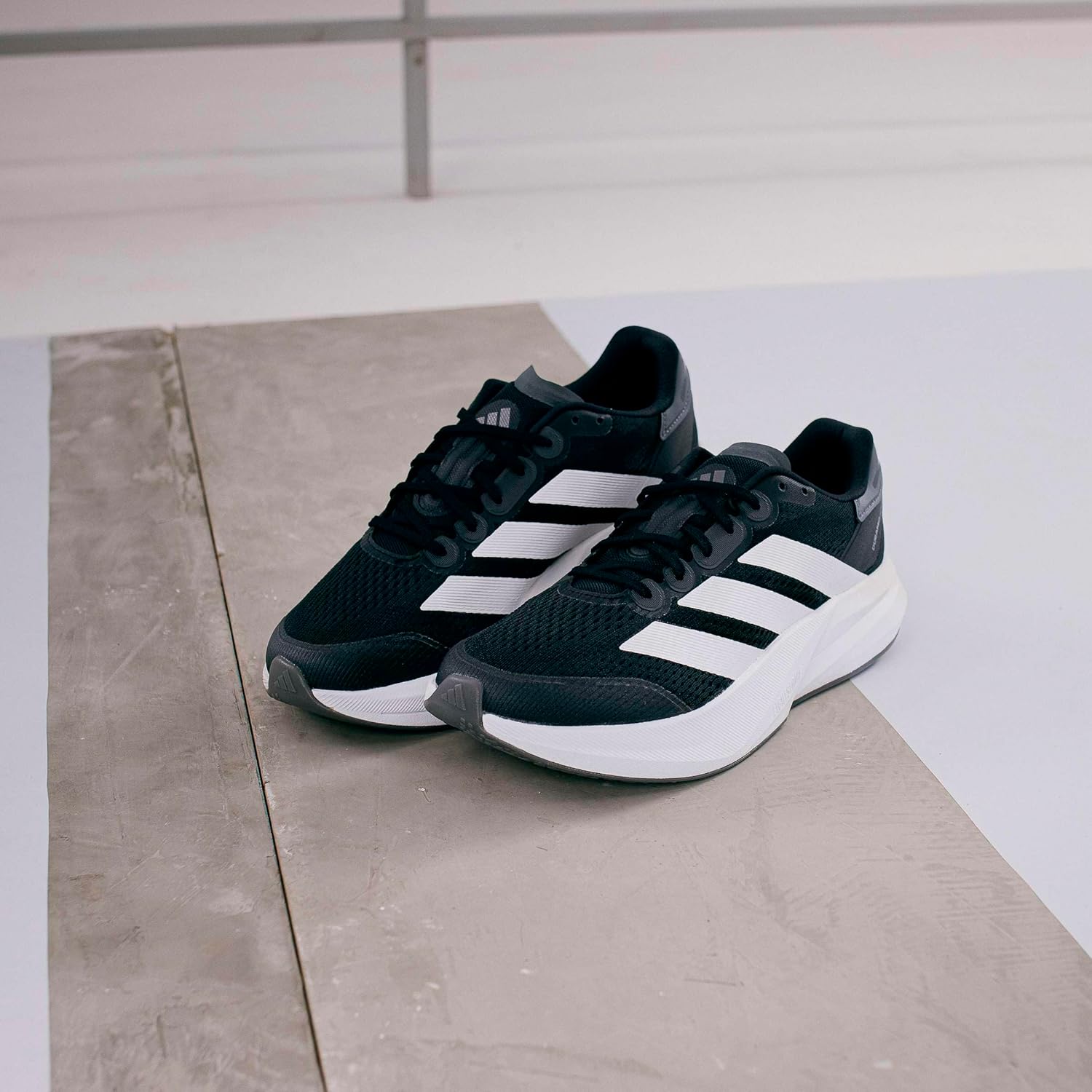 Detalle de adidas Duramo Speed 2 running shoes for everyday training