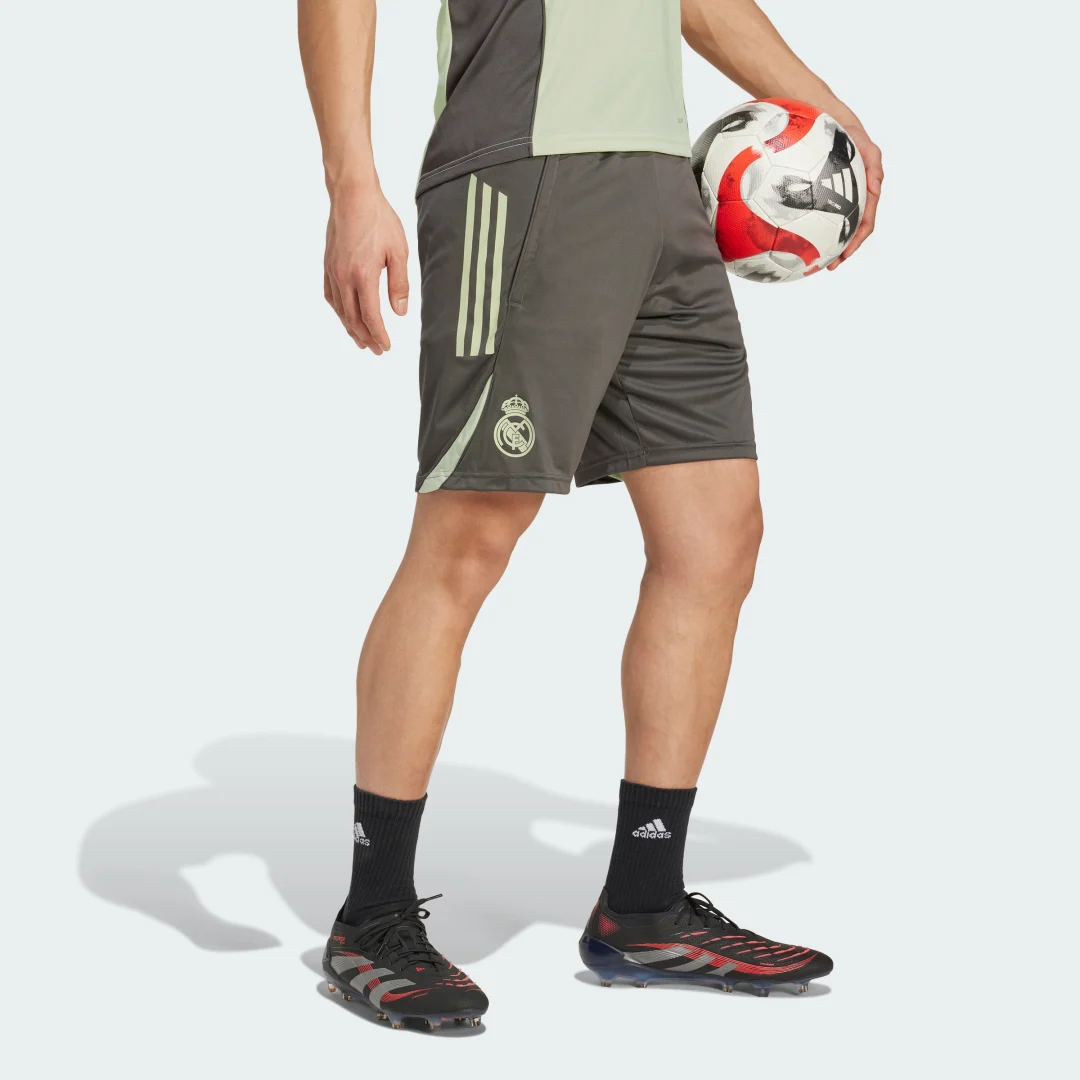 Detalle de Pantalón corto de entrenamiento Real Madrid Tiro 25 Competition - Adidas