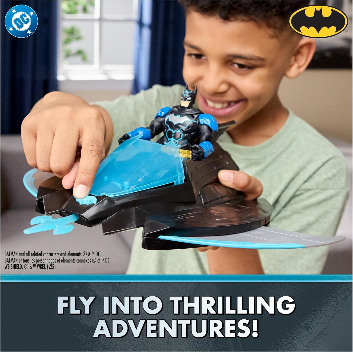 Detalle 2 de DC Comics Batman Ninja Strike Katana Blade Batwing with 6-inch Action Figure (Ages 3+)