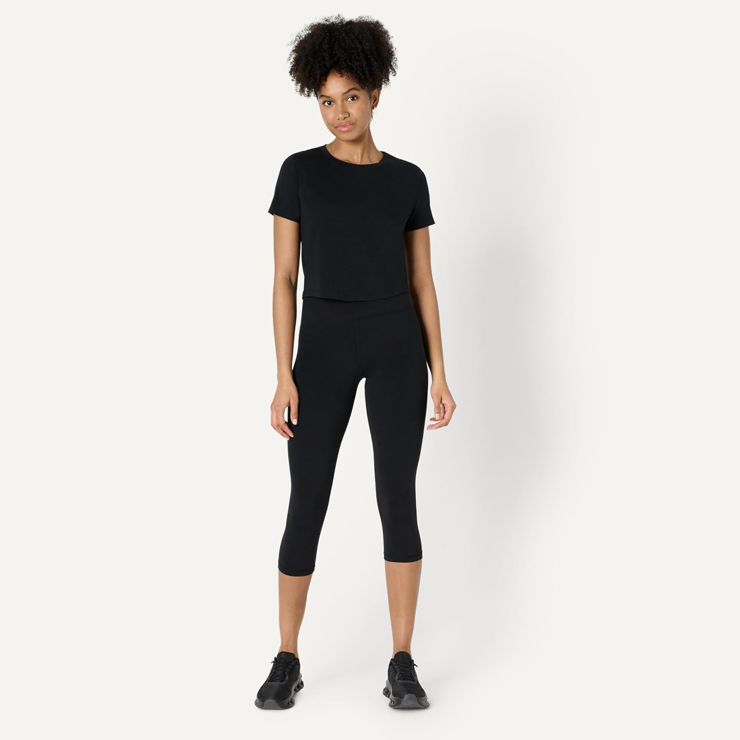 Detalle de Amazon Essentials Women's Active Soft Cotton Crewneck Short Sleeve Yoga Workout Shirt