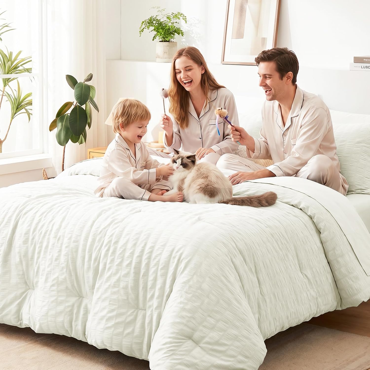 Thumbnail 6 de CozyLux California King Comforter Set with Sheets (7 Pieces) – Ivory Seersucker, Down Alternative Comforter