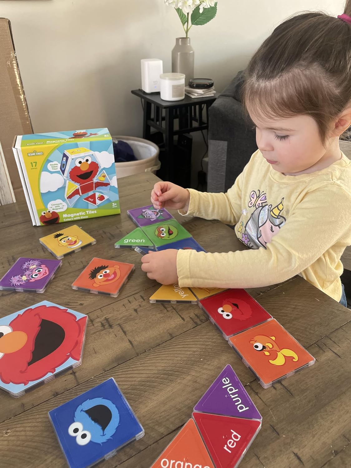 Thumbnail 5 de CreateOn Sesame Street Magnetic Kids’ Building Tiles (Elmo) — 17-Piece Set