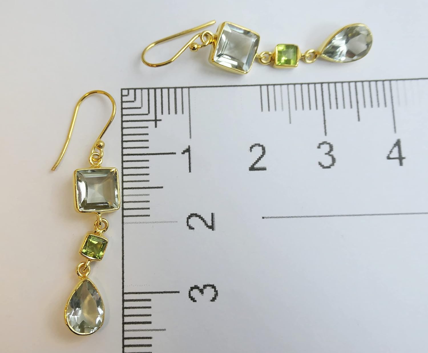 Detalle 2 de Gruner Amethyst & Peridot Vergoldet – 925er Silber Ohrringe